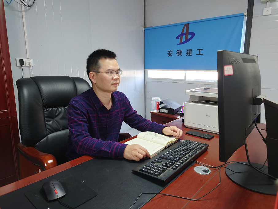 基層職工熱議黨的二十大系列報道（五） ：攻堅克難、奮勇前行，向公司交出一份份高質(zhì)量答卷！